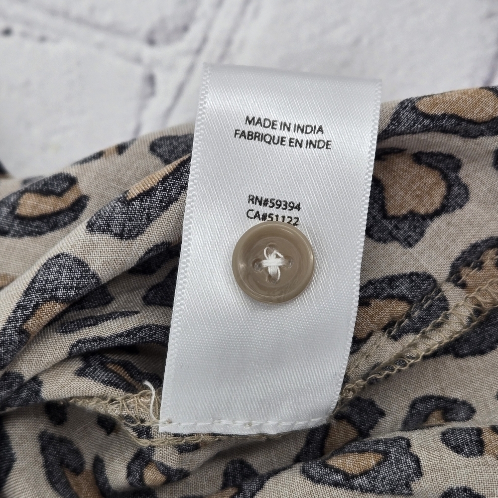 Beach lunch lounge Leopard Print Women's Lounge Shirt - Picture 7 of 8